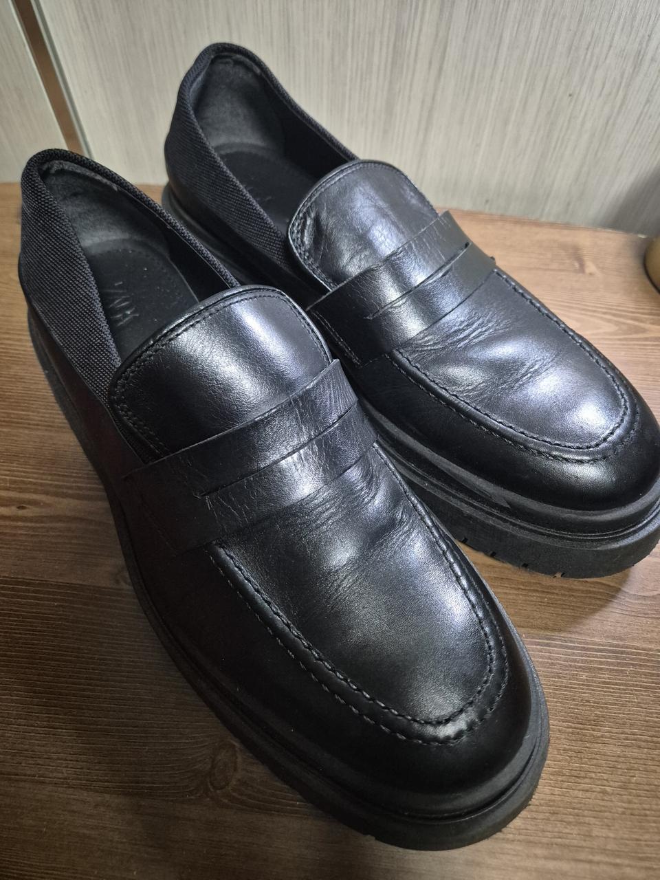 자라 남성 블랙 통굽 로퍼 43