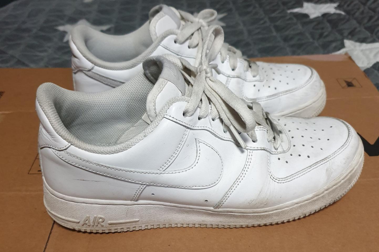 나이키 에어포스1  로우 화이트 스니커즈 (270) CW2288-111