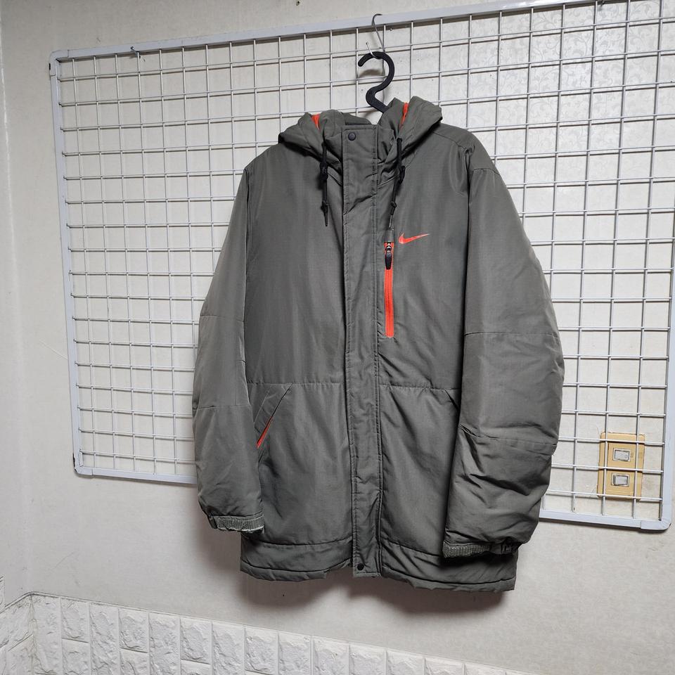 나이키(오리털550)롱패딩(남100)