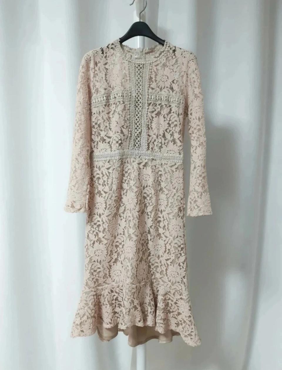 스킨베이지 레이스 원피스