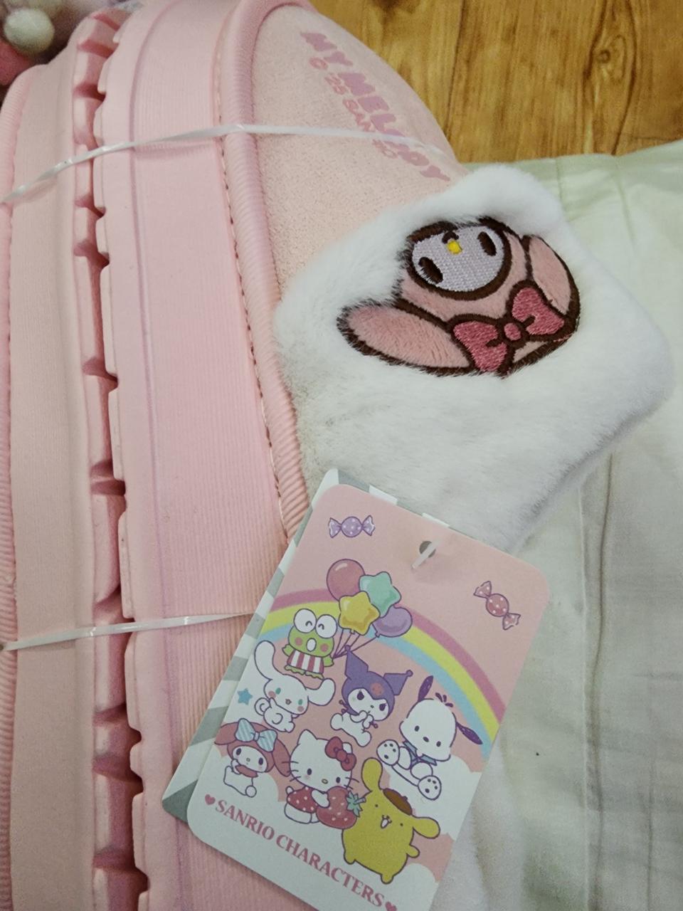 산리오 마이멜로디 털 실내화 핑크