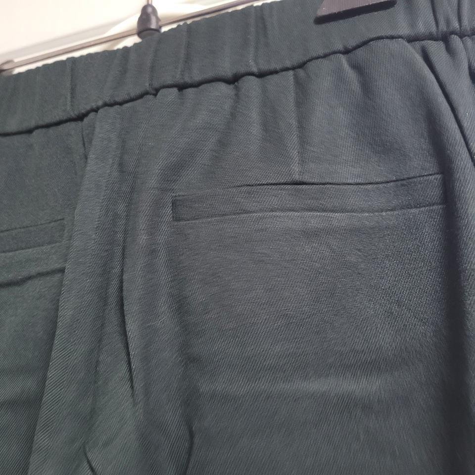 여성용 단추 디테일진 진녹색  바지66