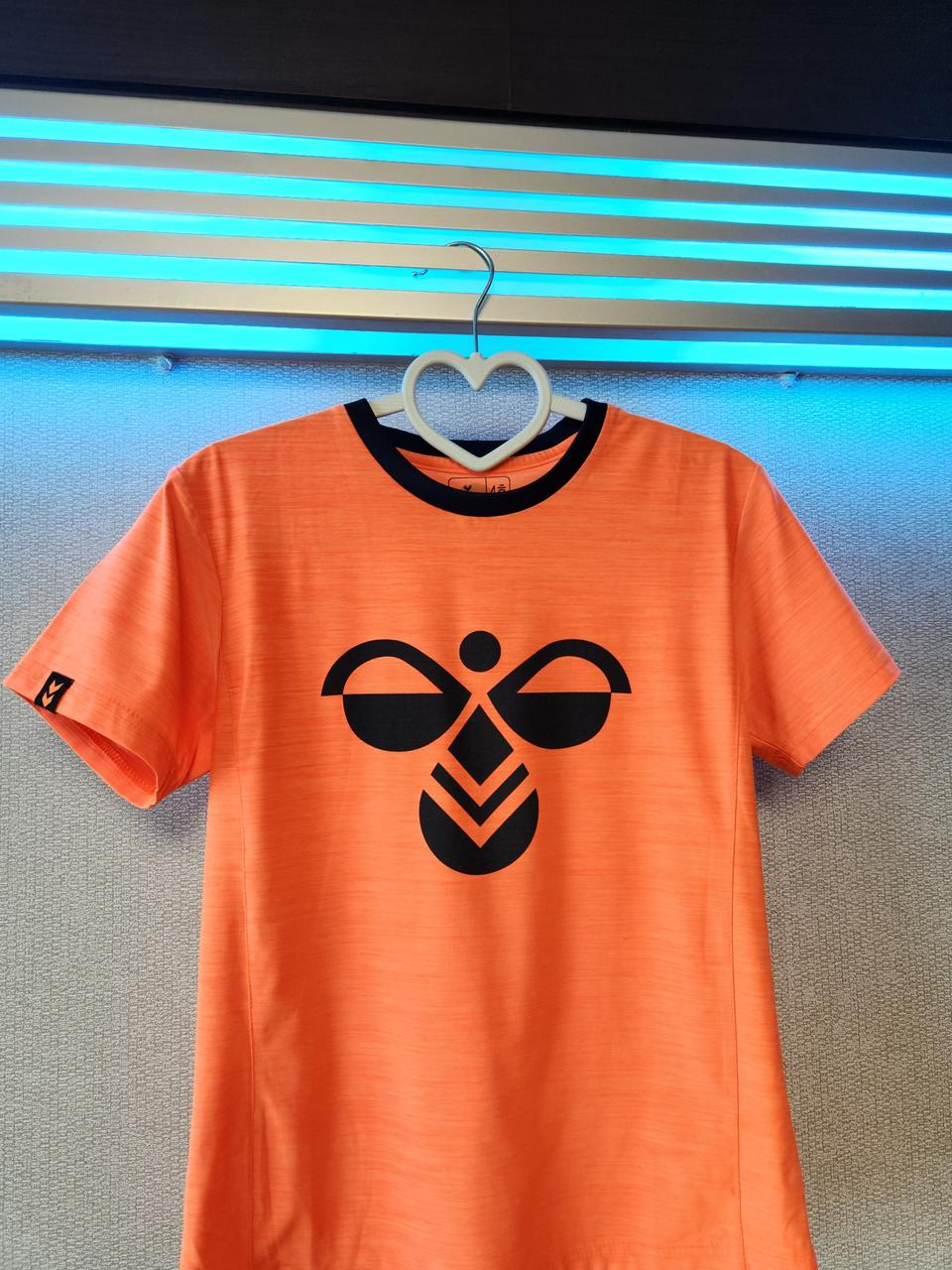 ♥"hummel(험멜) 티셔츠140호.(10~11살)*거의새상품*