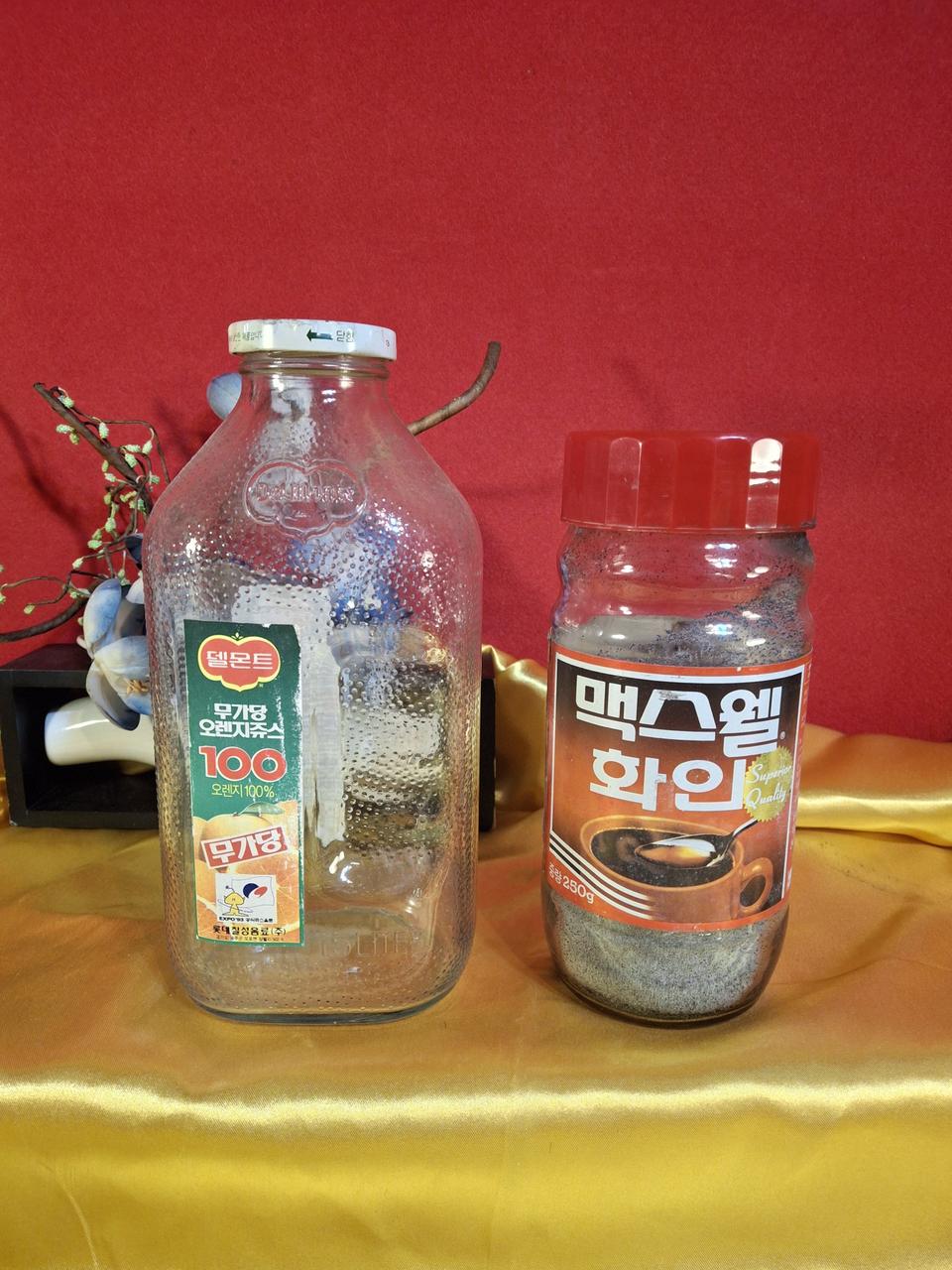 옛 델몬트 병과 맥스웰 병