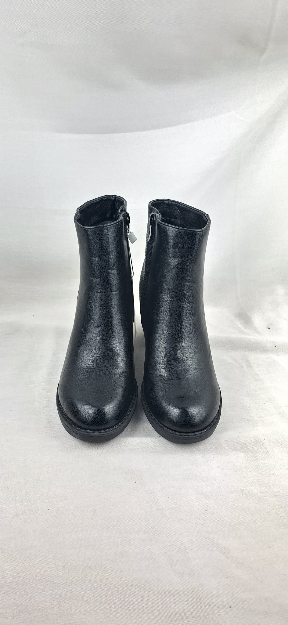 235 새상품 바니 앵글부츠 여자구두 가죽부츠