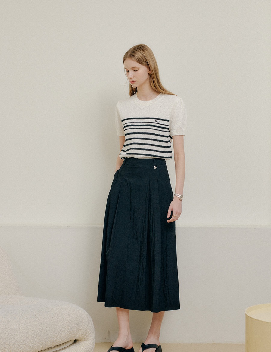 룩캐스트 look cast 제이미 플레어 스커트 M