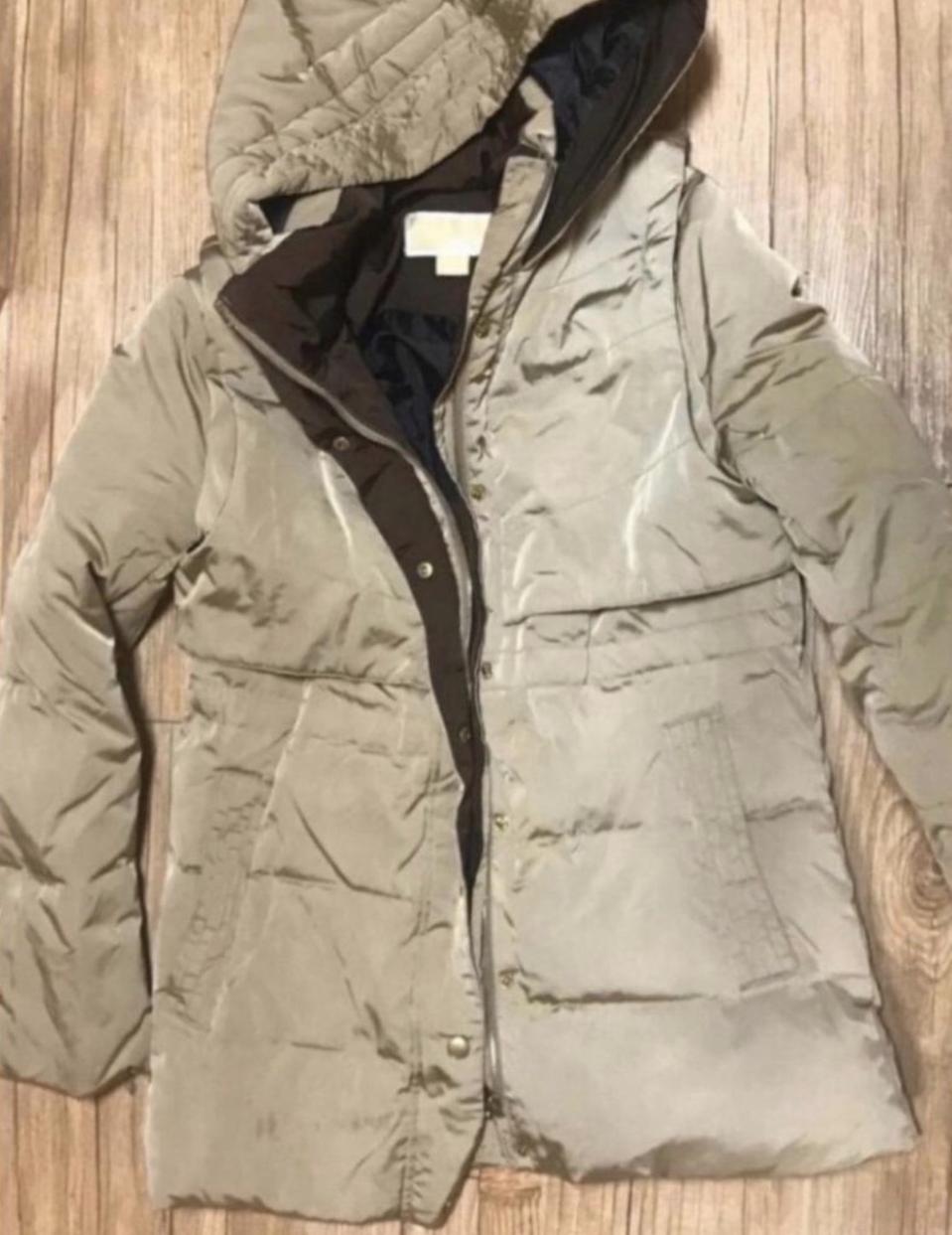 마이클코어스 정품 덕다운 후드 패딩 점퍼