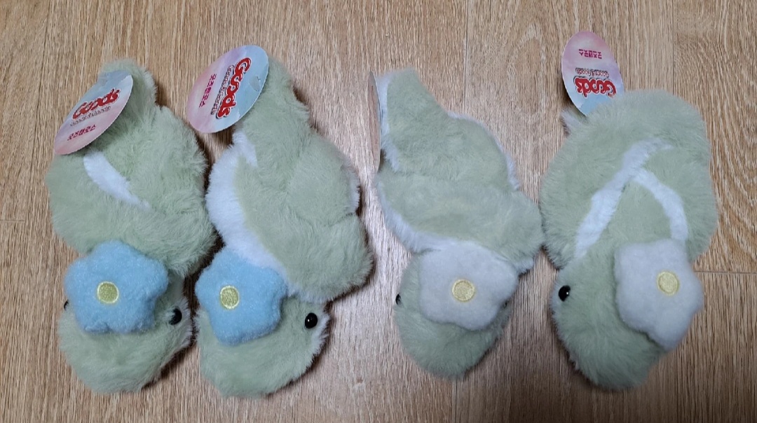 귀엽고 부드러운 뱀띠애착 팔찌인형 2컬러 세트