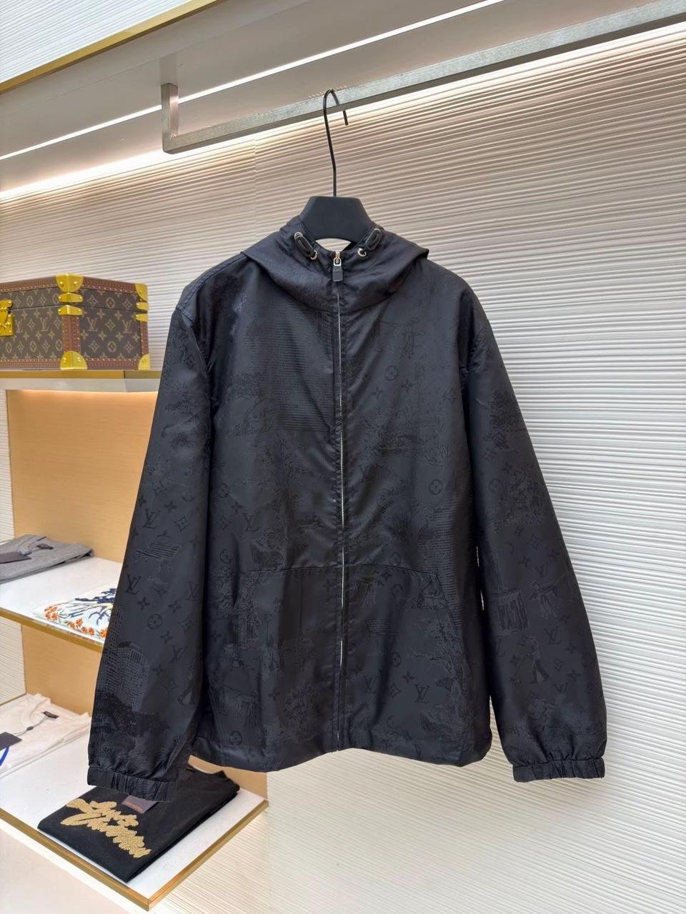 루이비통 바람막이