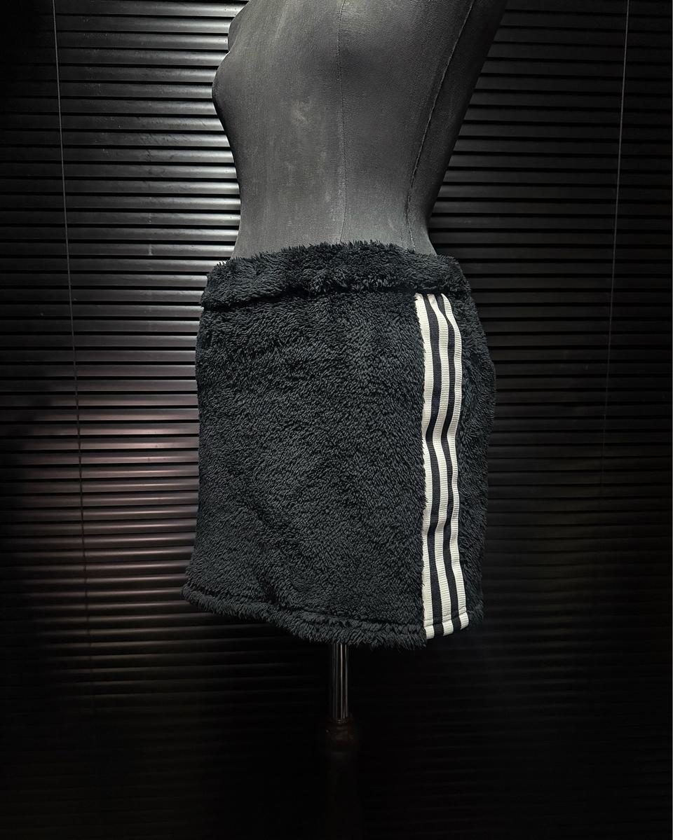 아디디스 털 후리스 블랙 삼선 방한 겨울 골프 S 90 갸루 펑크 치마