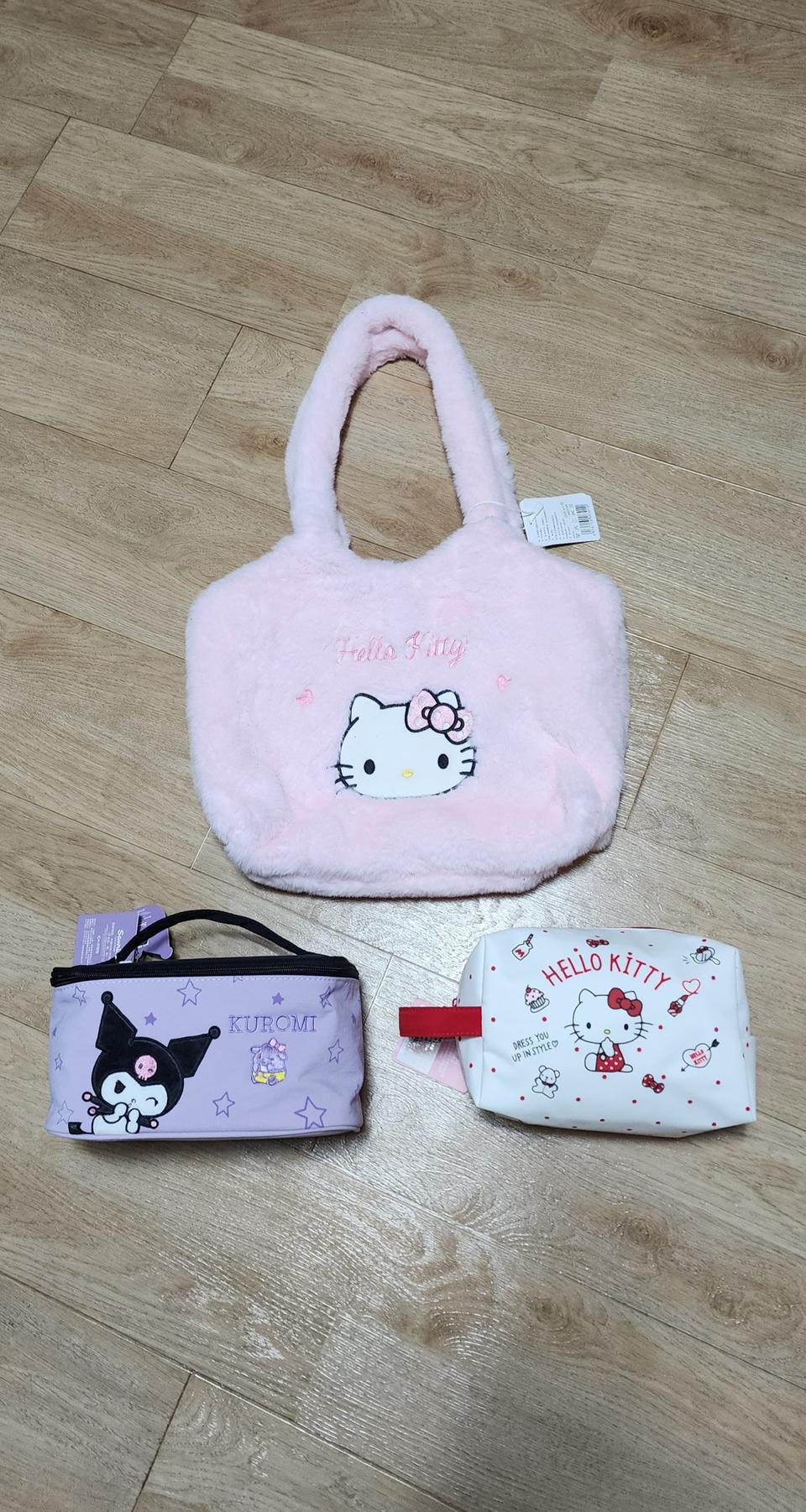 헬로키티뽀글이숄더+키티파우치+산리오파우치+스누피시장가방/털가방