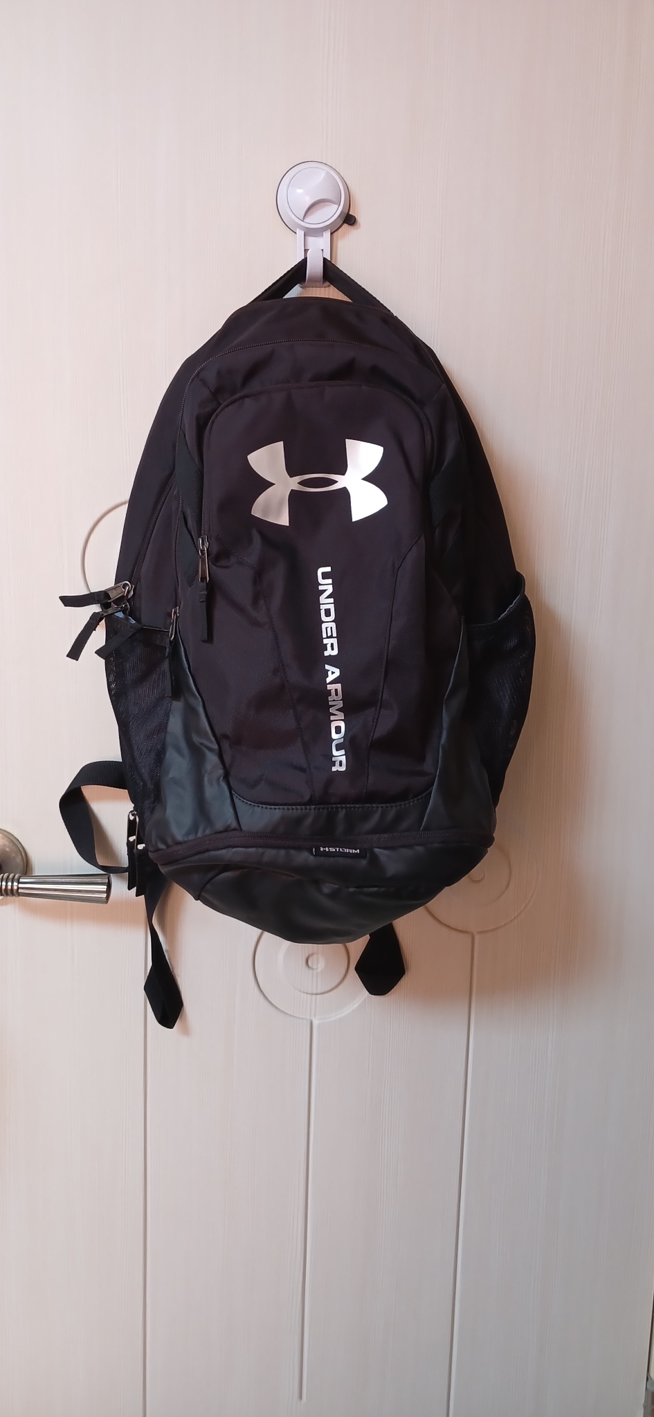 언더아머 백팩
