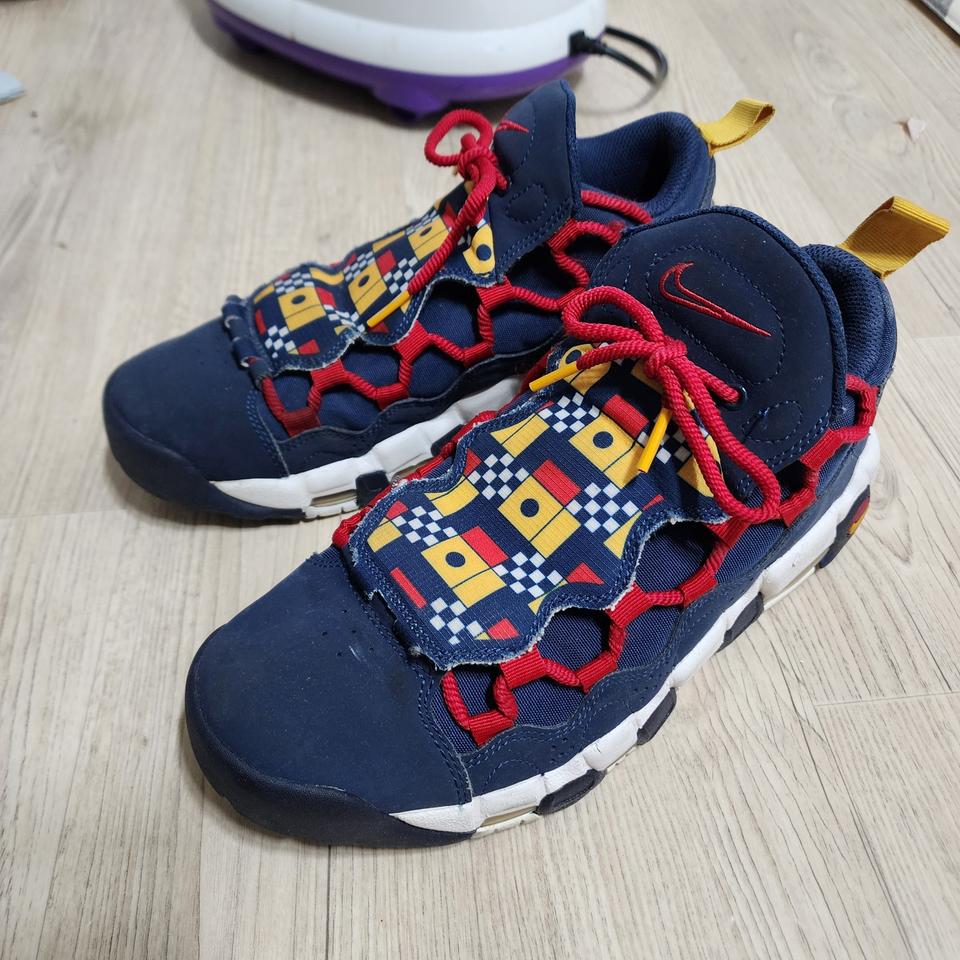 나이키 에어모어 머니 뉴티컬리덕스 255mm