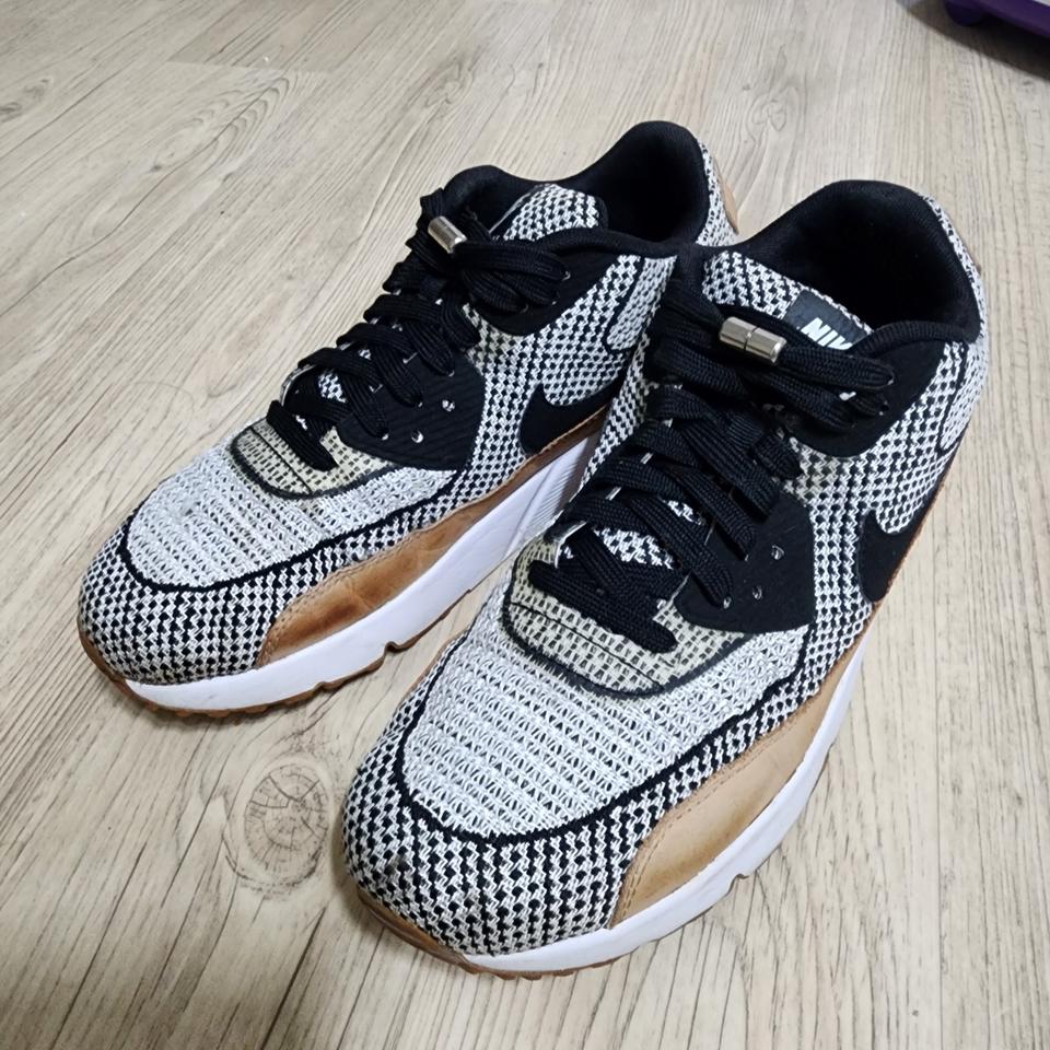 나이키 에어맥스90 울트라2.0 자카드 255mm