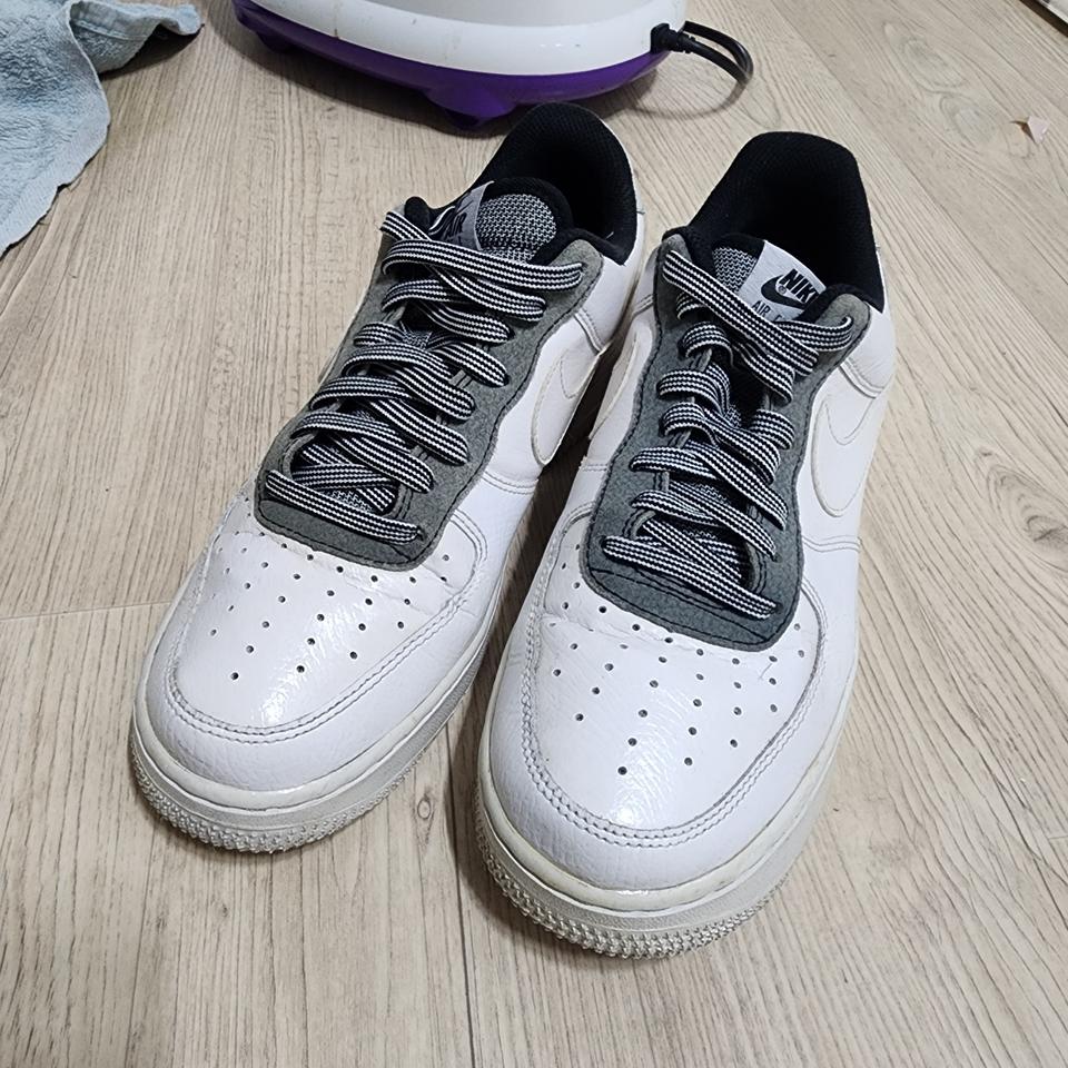 나이키 에어포스1 '07 LV8 화이트그레이 255