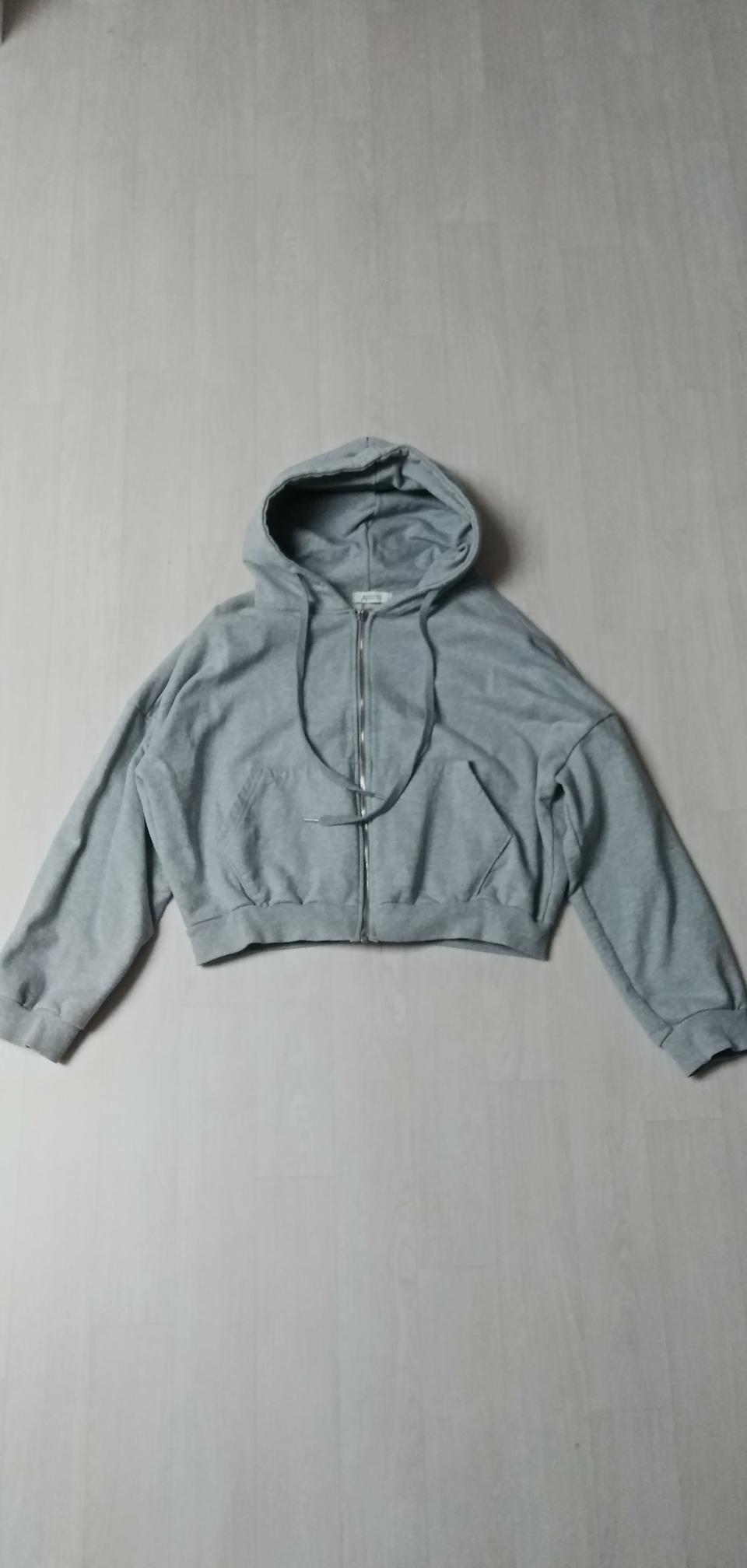 세미크롭후드집업
