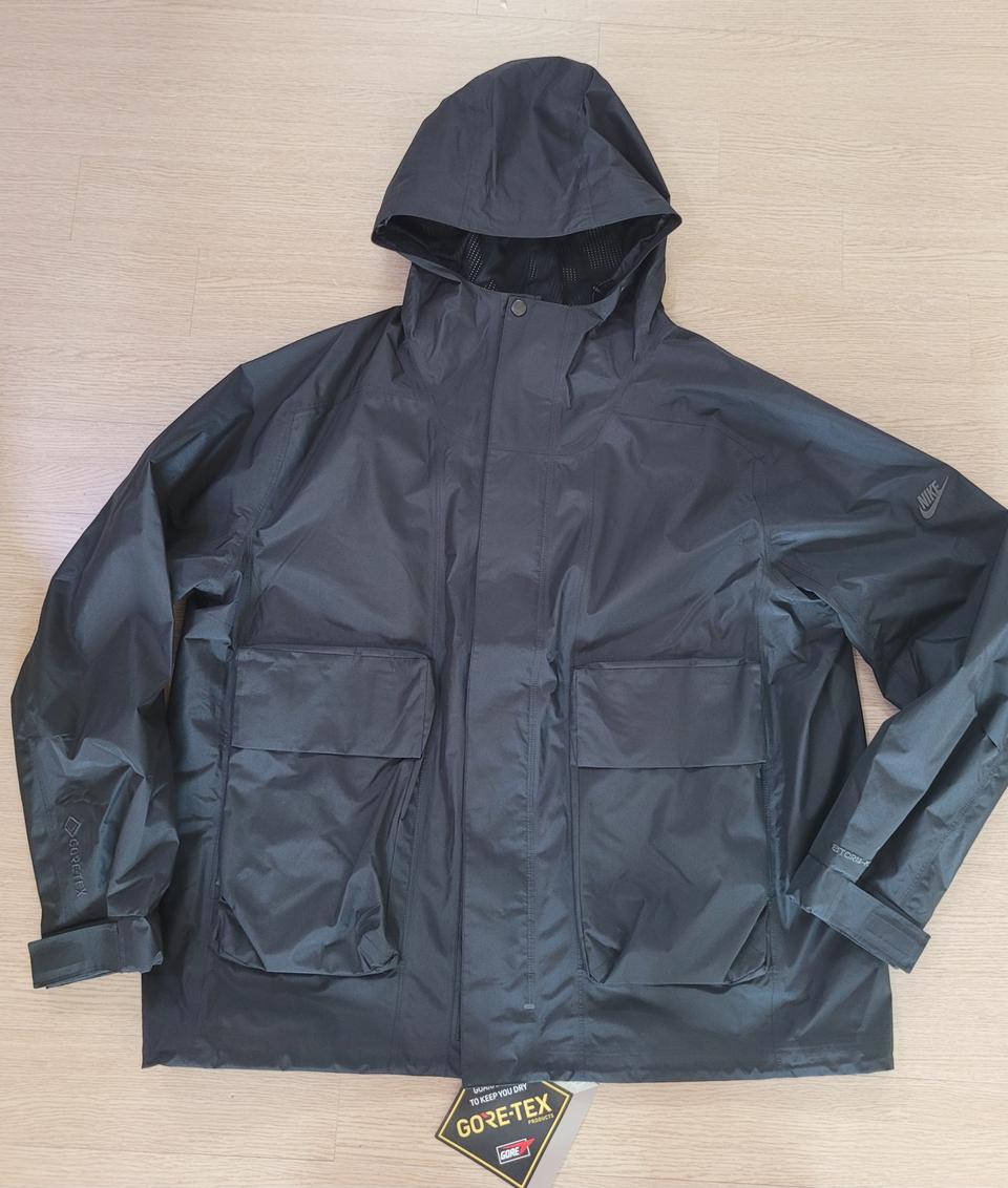 나이키 고어텍스 쟈켓 XL사이즈 블랙 새제품 25만원