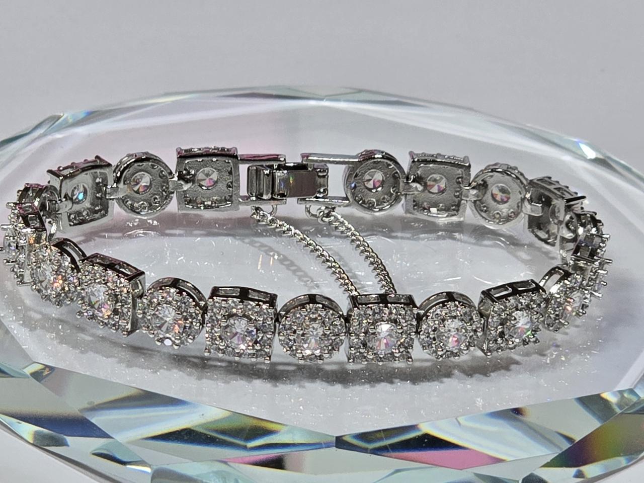 큐빅셋팅 핸드메이드 팔찌