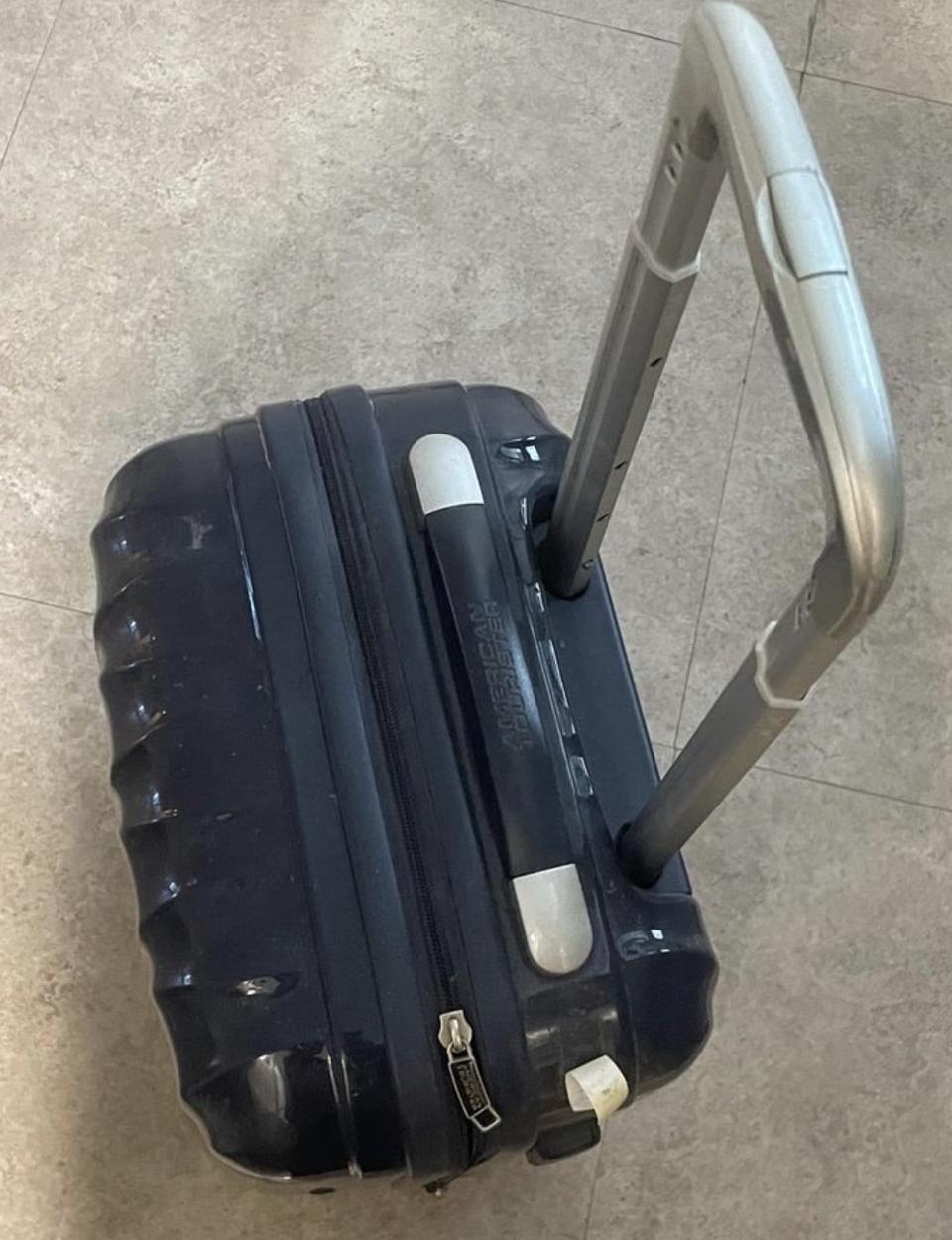 아메리칸투어리스터 네이비 기내용 캐리어 여행가방