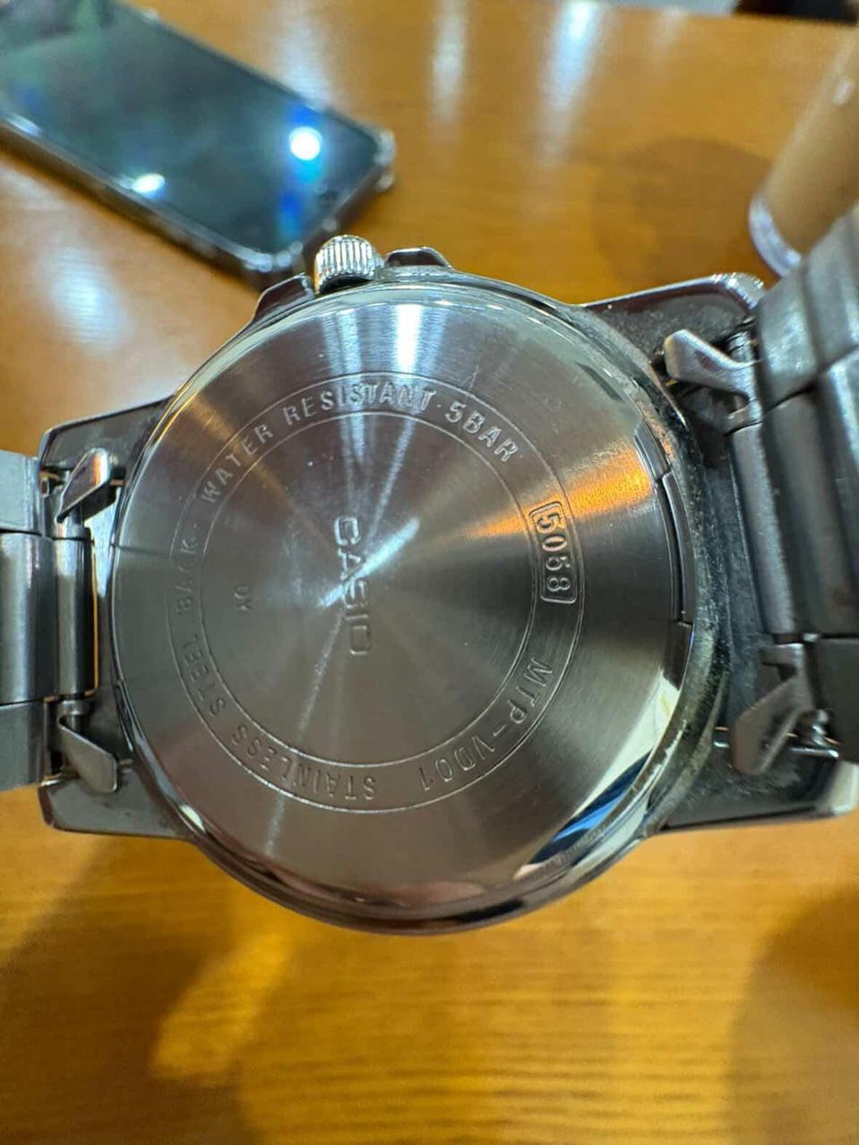 카시오 메탈 시계