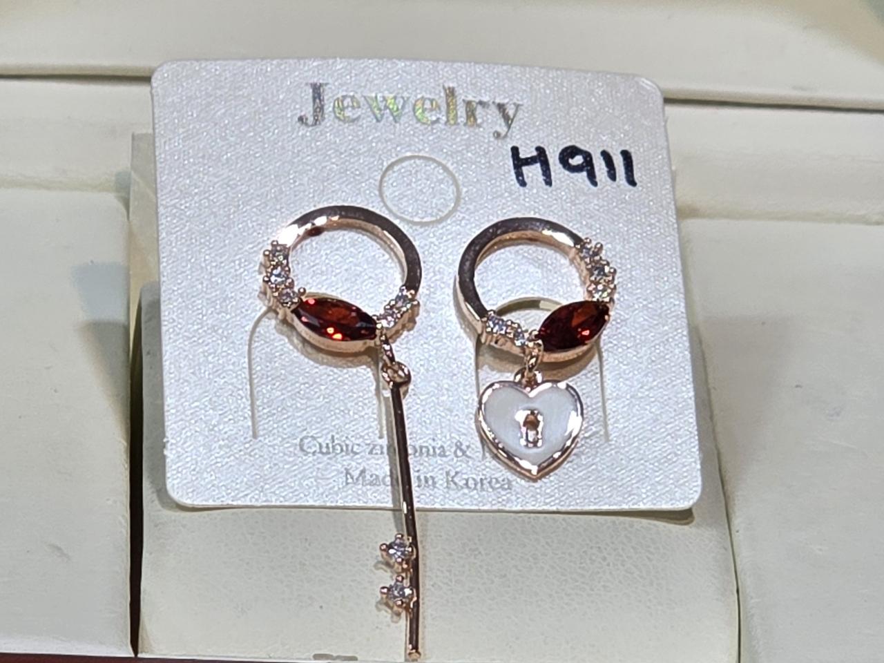 큐빅셋팅 925은침 귀걸이