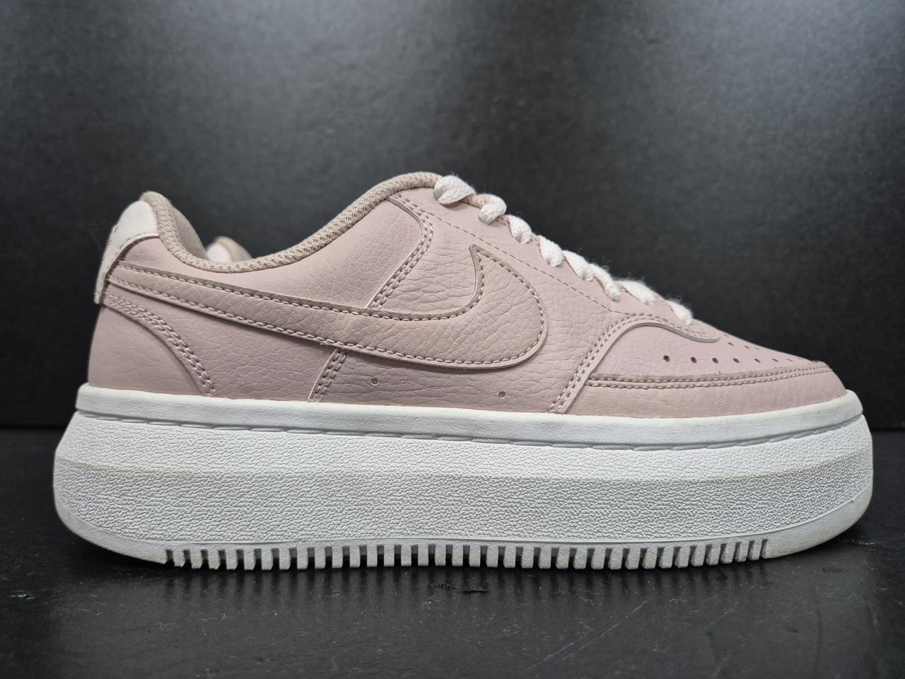 나이키 코트비전 알타 230 