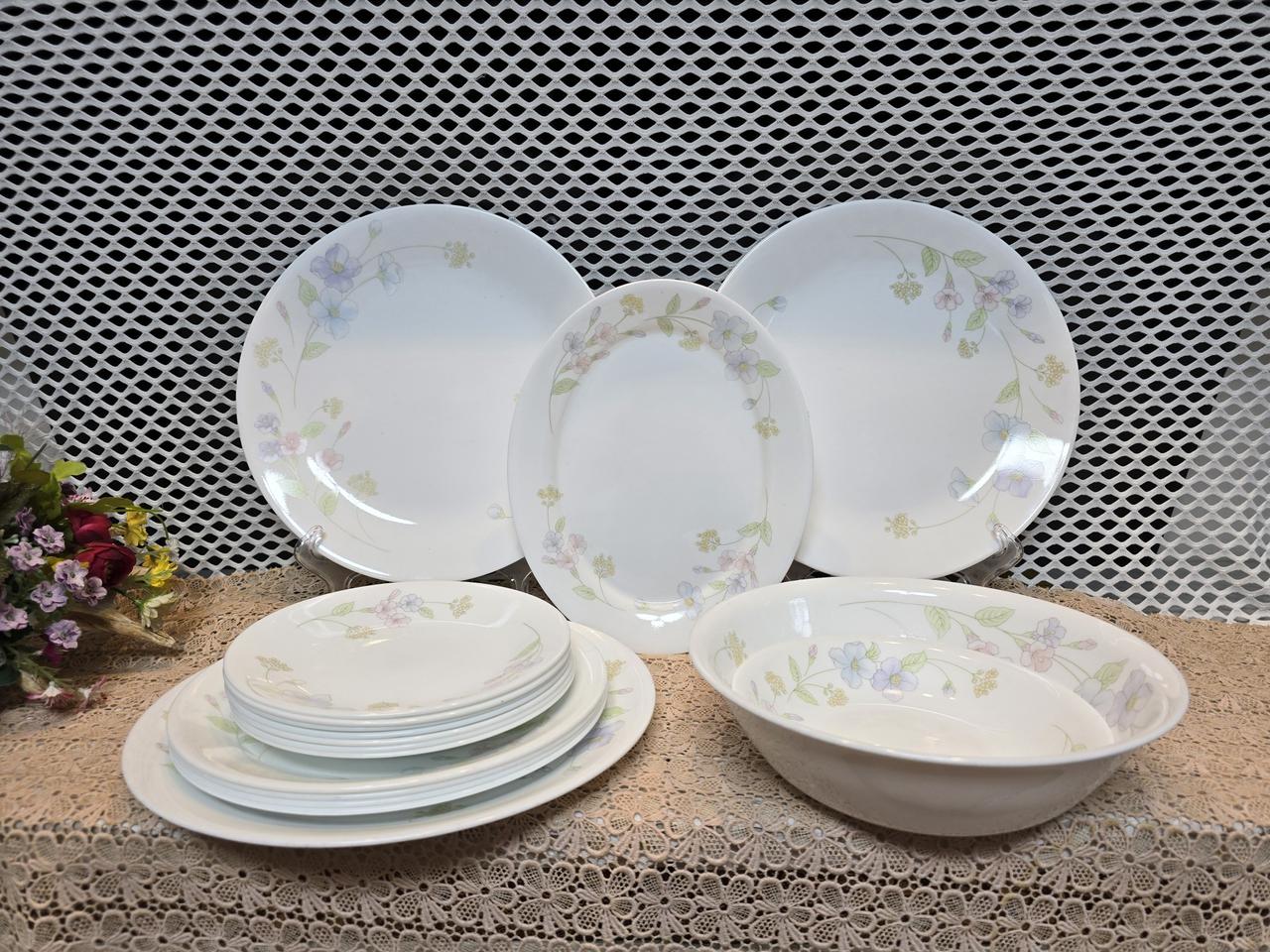 코렐 부케 17점.