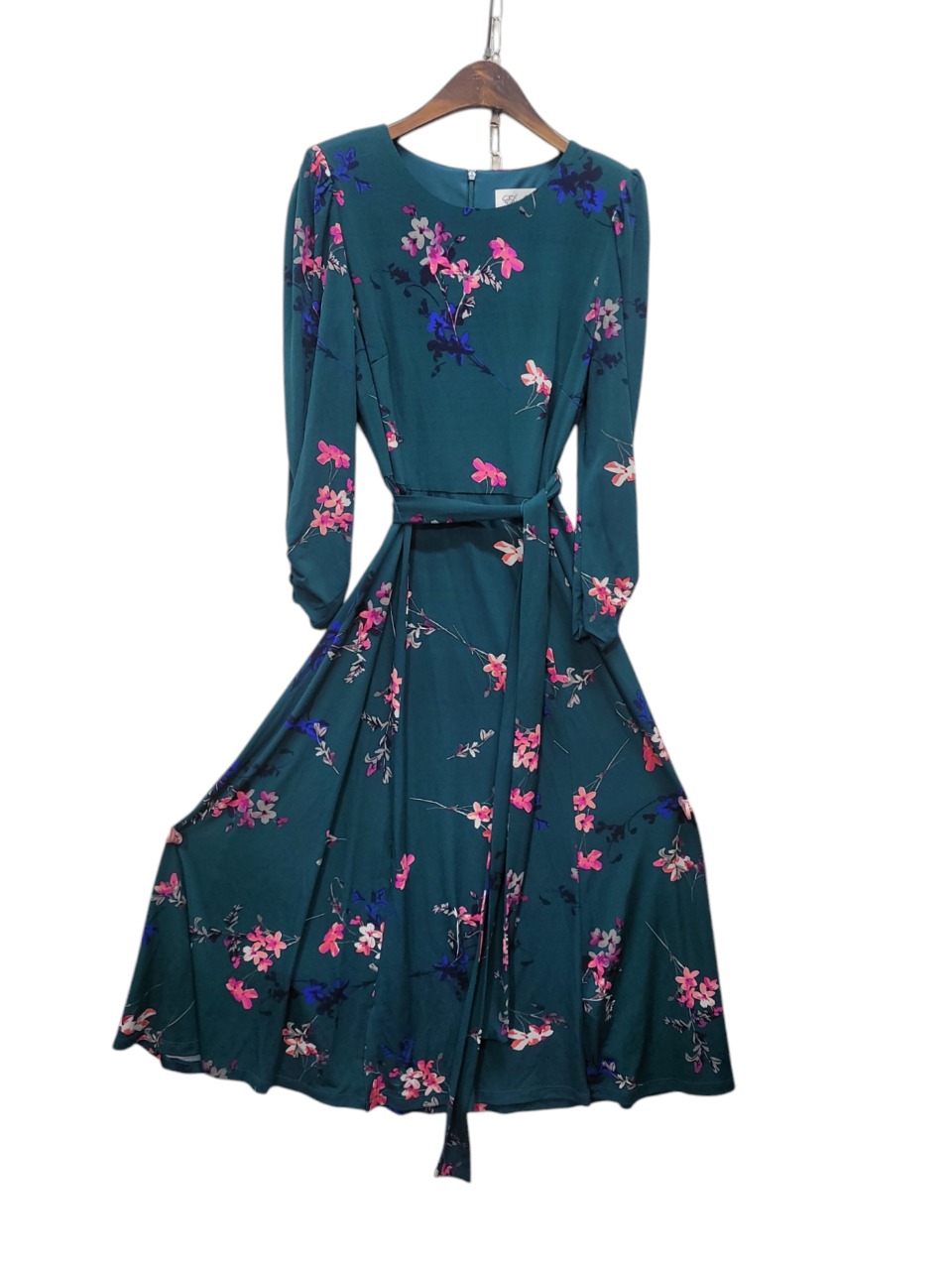 엘리자1세 매끈하고 맨들맨들한 소재 플라워 폴리소재 롱원피스