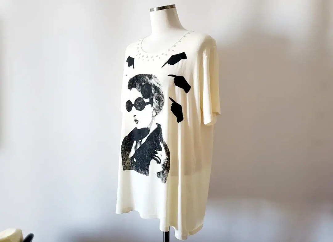 [♡BIG SALE♡]걸 큐빅 모찌 반팔티
