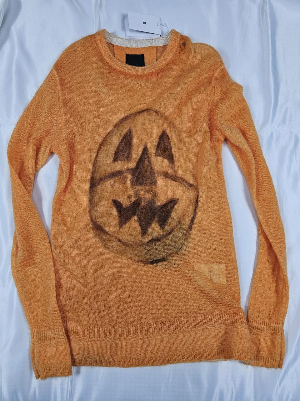 지방시세라믹프린트니트