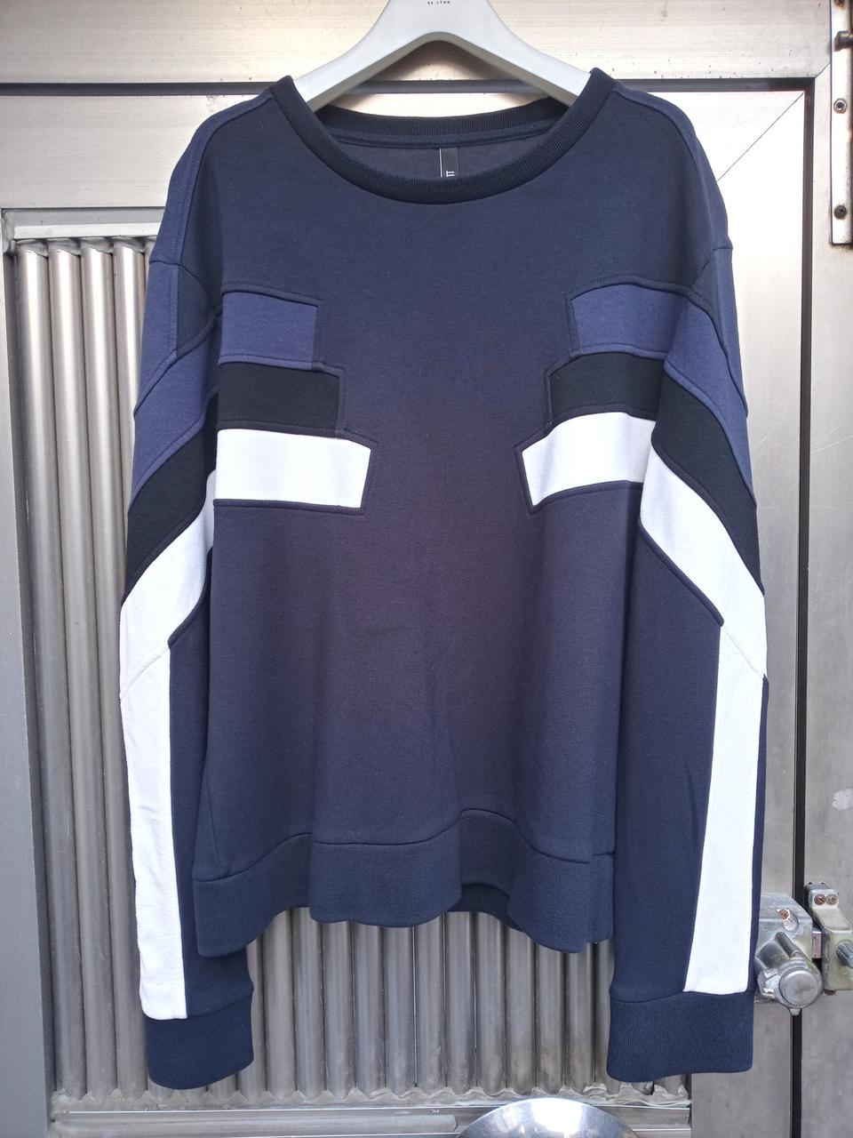 정품 닐바렛 네이비배색 맨투맨티셔츠 S 상태양호