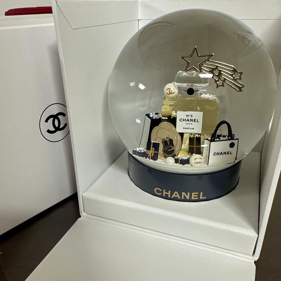 샤넬뷰티 2025 스노우볼 (새상품) 쇼핑백포함