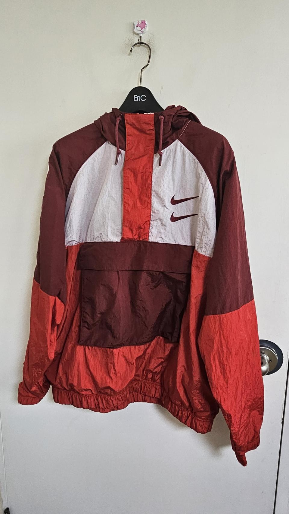 나이키 스우시 아노락 바람막이 (2.21