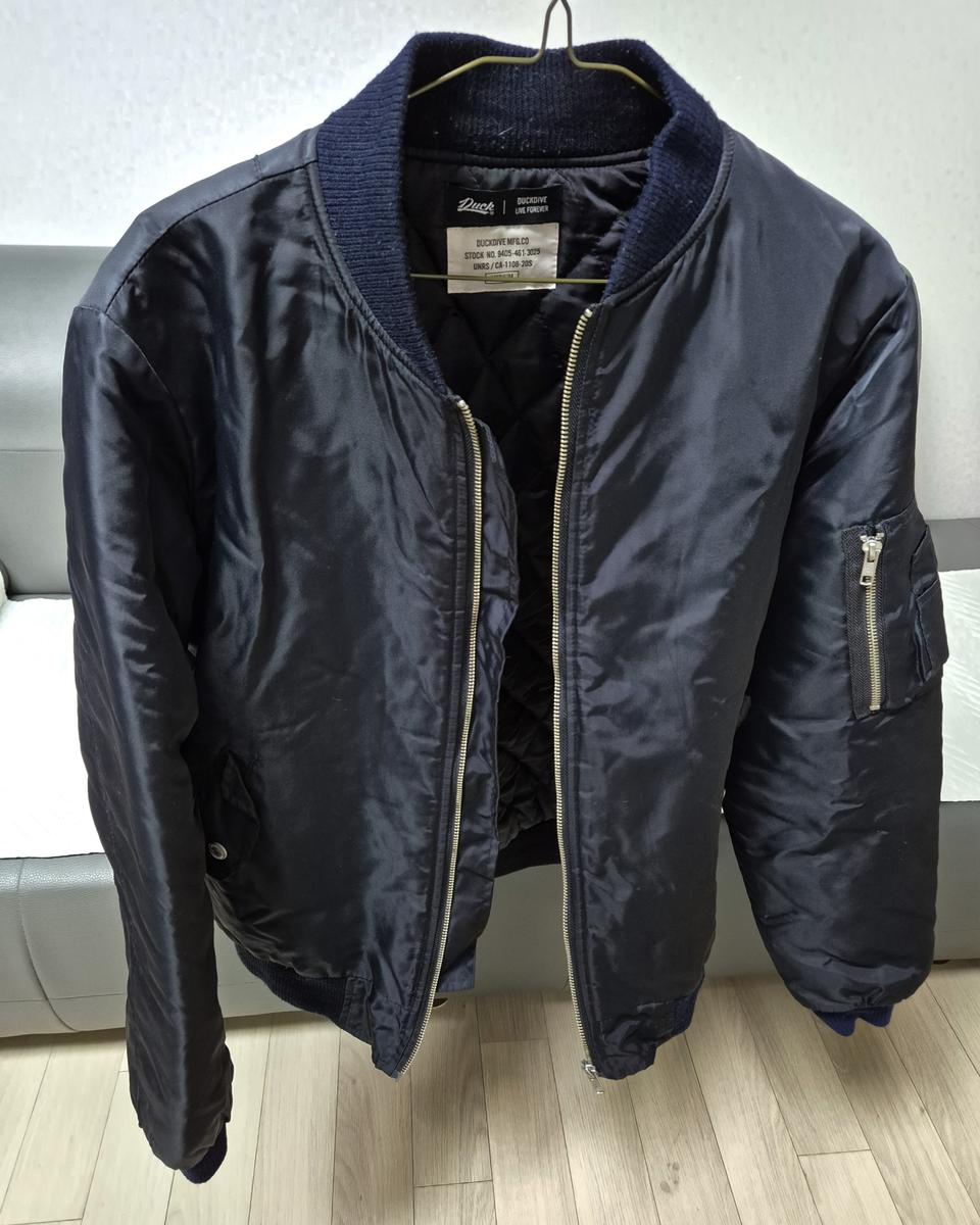 누빔 항공자켓과 mlb후드 티셔츠(2개)