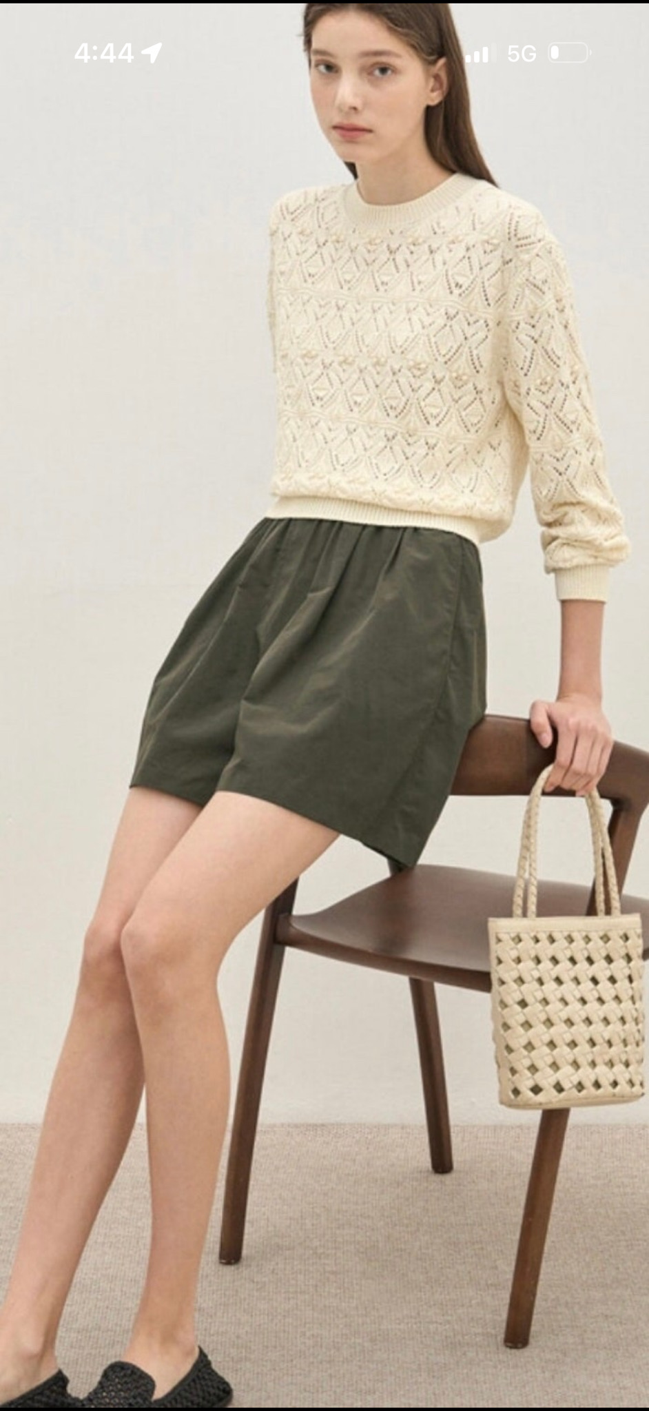 더캐시미어 23 크로셰 니트탑