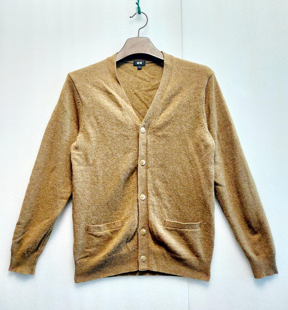 유니클로 남성가디건니트100 퓨어울소재