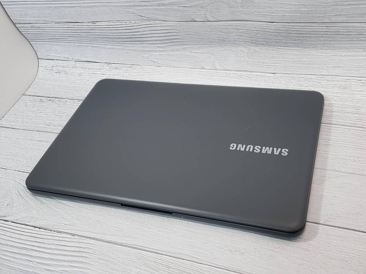 삼성 NT550EAA_i5 8250u 노트북 판매합니다.