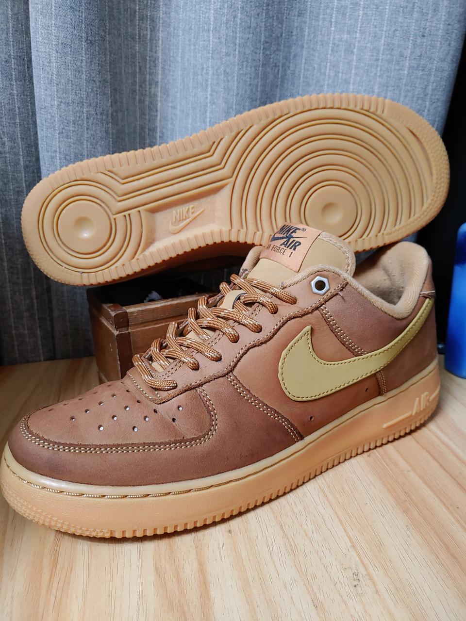 나이키 에어포스1로우 07 플랙스(US9사이즈270)