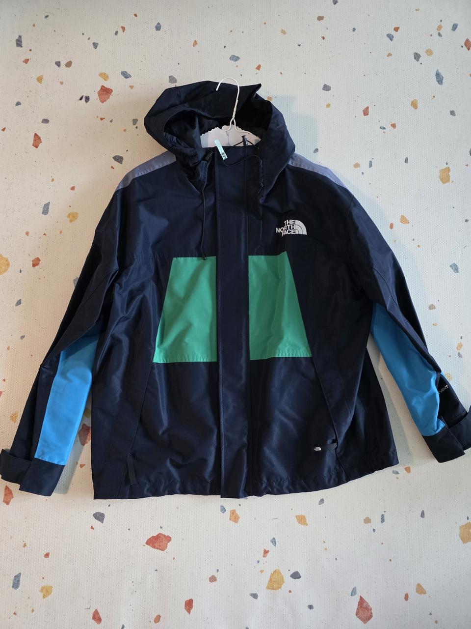 노스페이스 바람막이