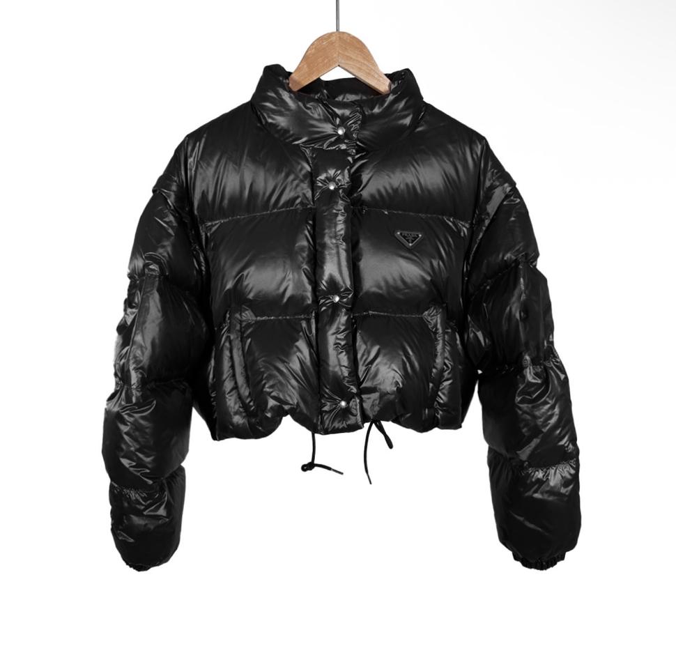 [42] 프라다 여성 삼각로고 리나일론 컨버터블 숏 패딩 자켓 블랙