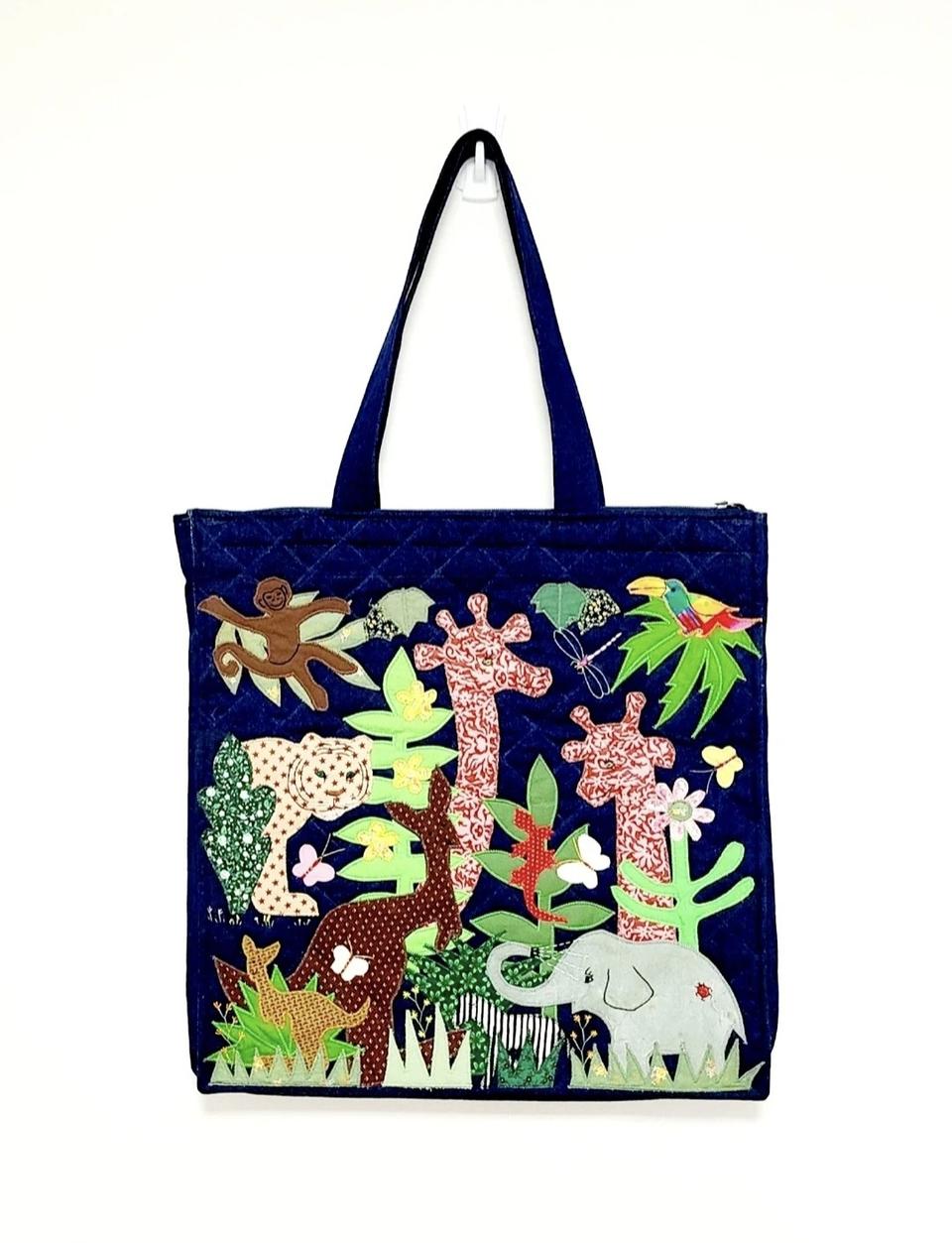 [새제품] 줄리아리 핸드메이드 데님 아플리케 퀼트 가방 (2)