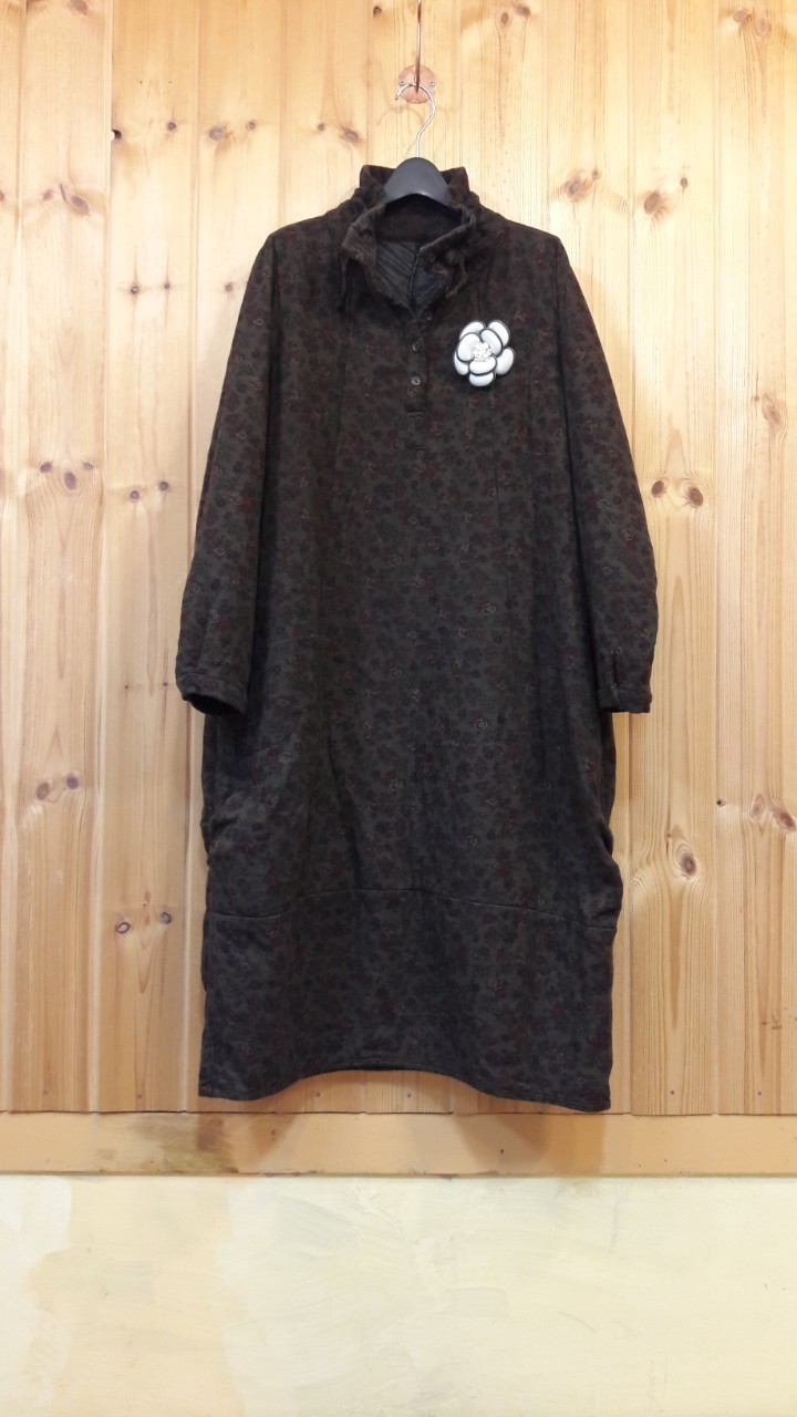 * 지누시 본딩 항아리핏 롱 원피스   ( 새 상품 )