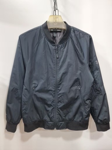 언더아머 항공점퍼 (C936