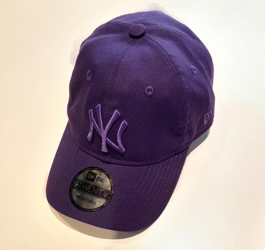 (새상품) 뉴에라 X 모마 레인보우 자수 볼캡 (퍼플)