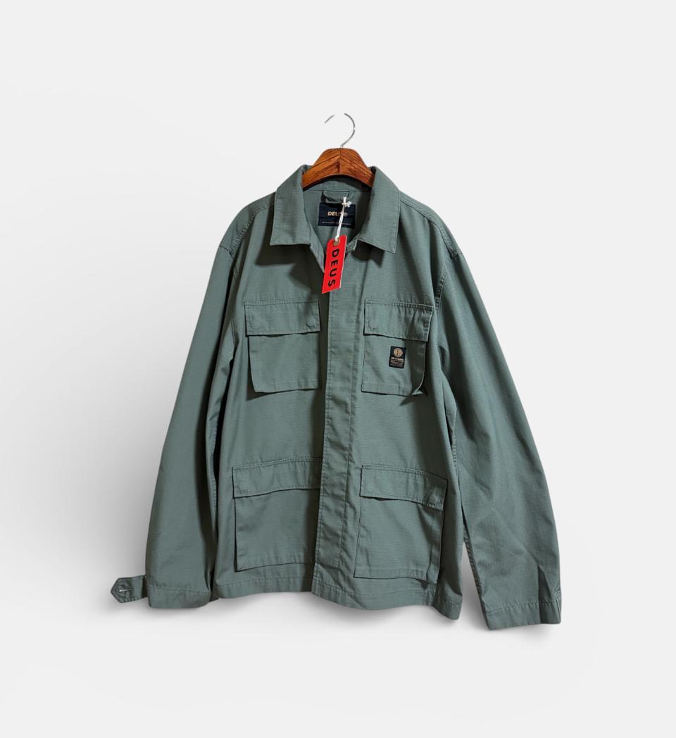 (새상품) 데우스엑스마키나 야상자켓