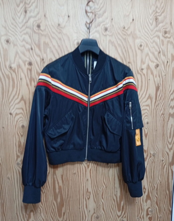 쥬시쥬디 크롭 봄버 쟈켓 85