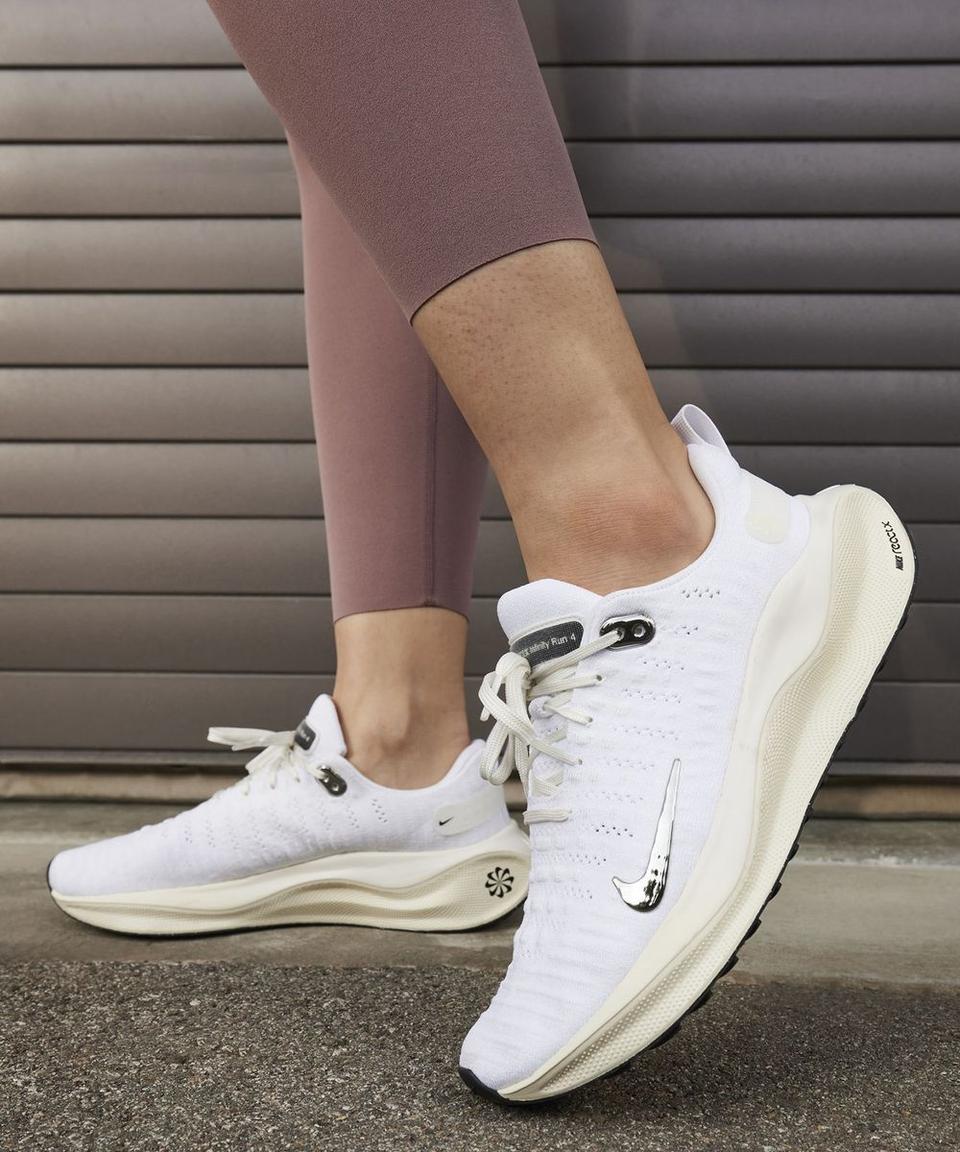 나이키 인피니티 런4(표기250추천사이즈240)