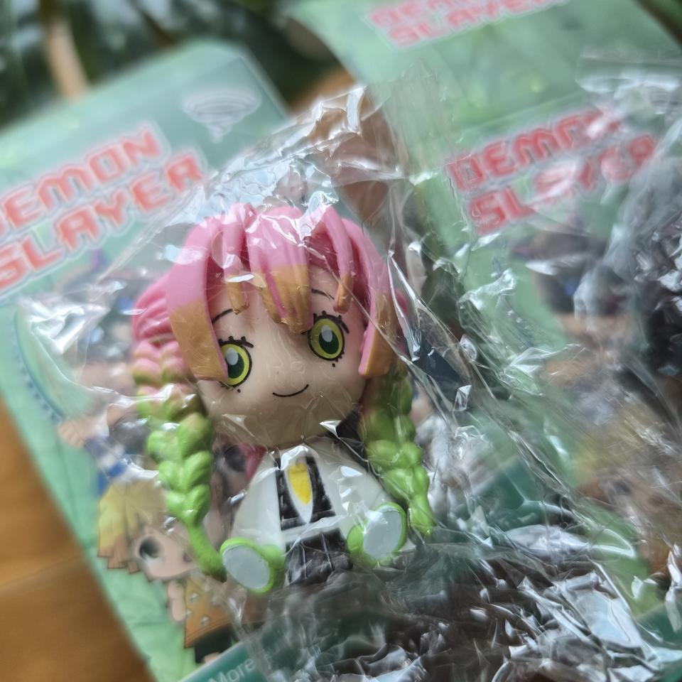 귀멸의 칼날 미츠리  피규어- New