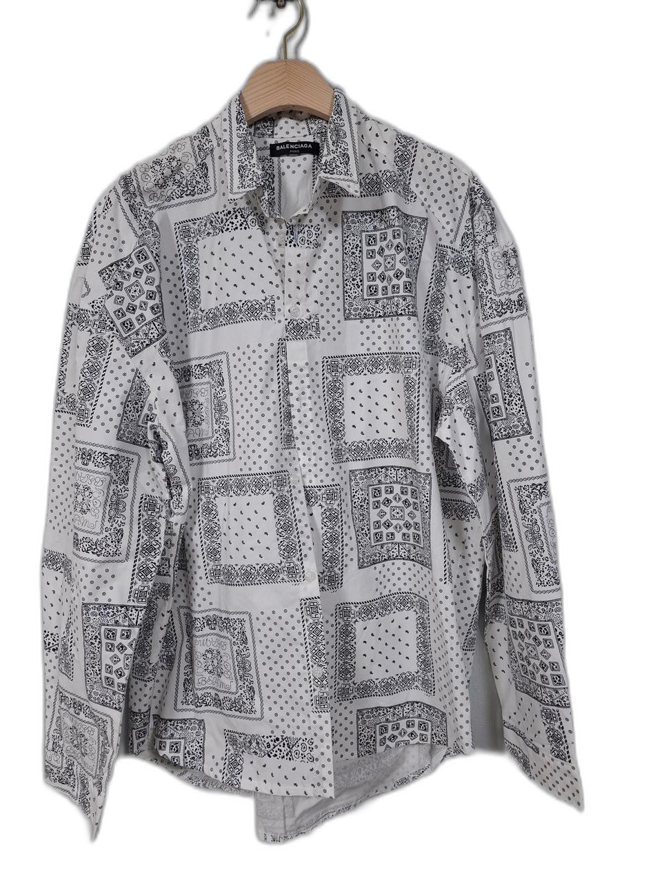 발렌시아가 나염  긴팔남방 110