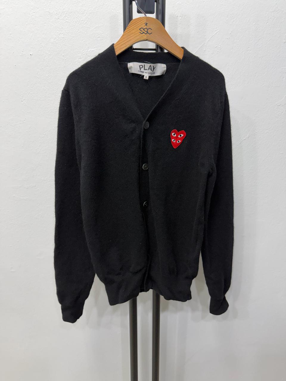 매장판정품) 꼼데가르송 23ss 여성 더블하트 가디건 S